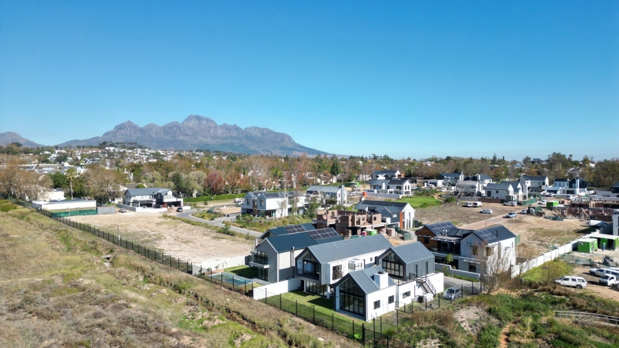 0 Bedroom Property for Sale in Paradyskloof Western Cape